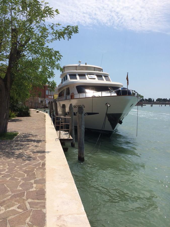Hotel Yacht Sarah Venezia La Giudecca Exterior foto