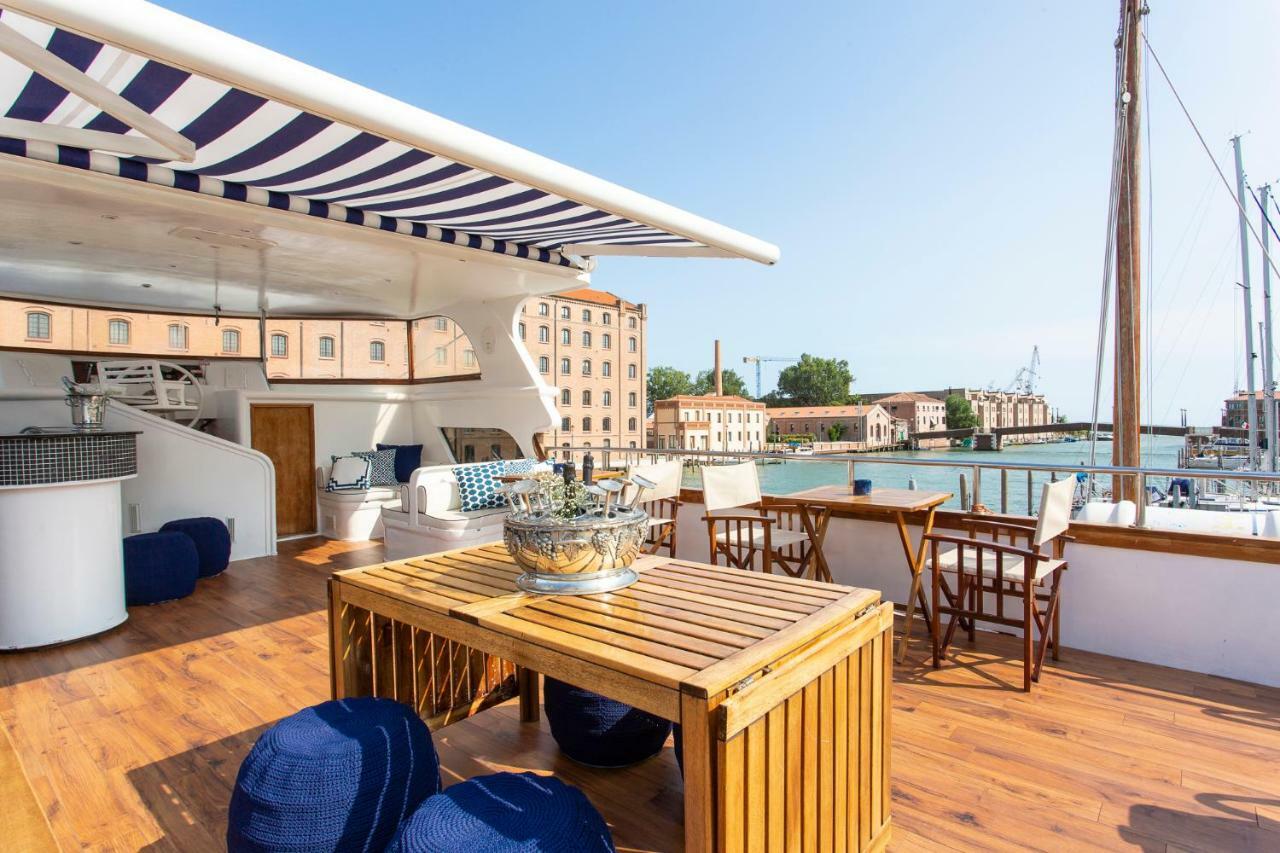 Hotel Yacht Sarah Venezia La Giudecca Exterior foto